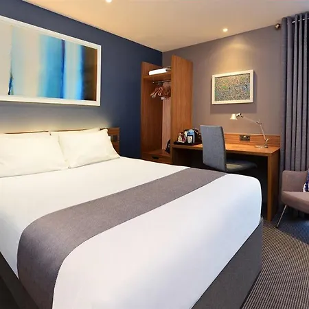 Travelodge London City-3